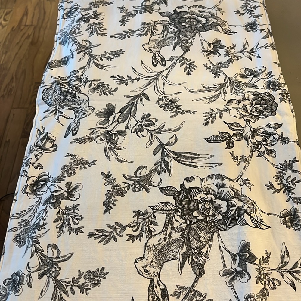 Easter Table runner - Picture 2 of 2